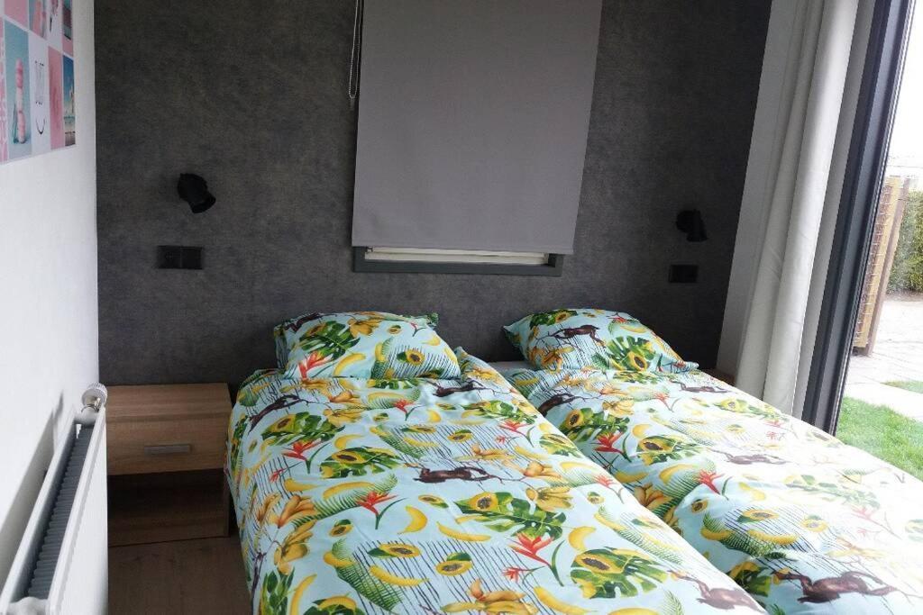 Luxe Vakantie Bungalow Met 3 Slaapkamers Dronrijp Экстерьер фото